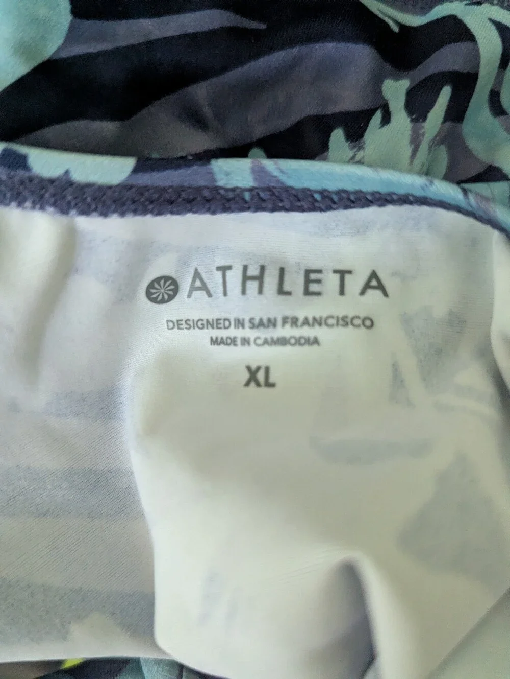 Athleta Women's XL Triangle Printed Tankini Top Tigerlily Blue Floral Strap Back